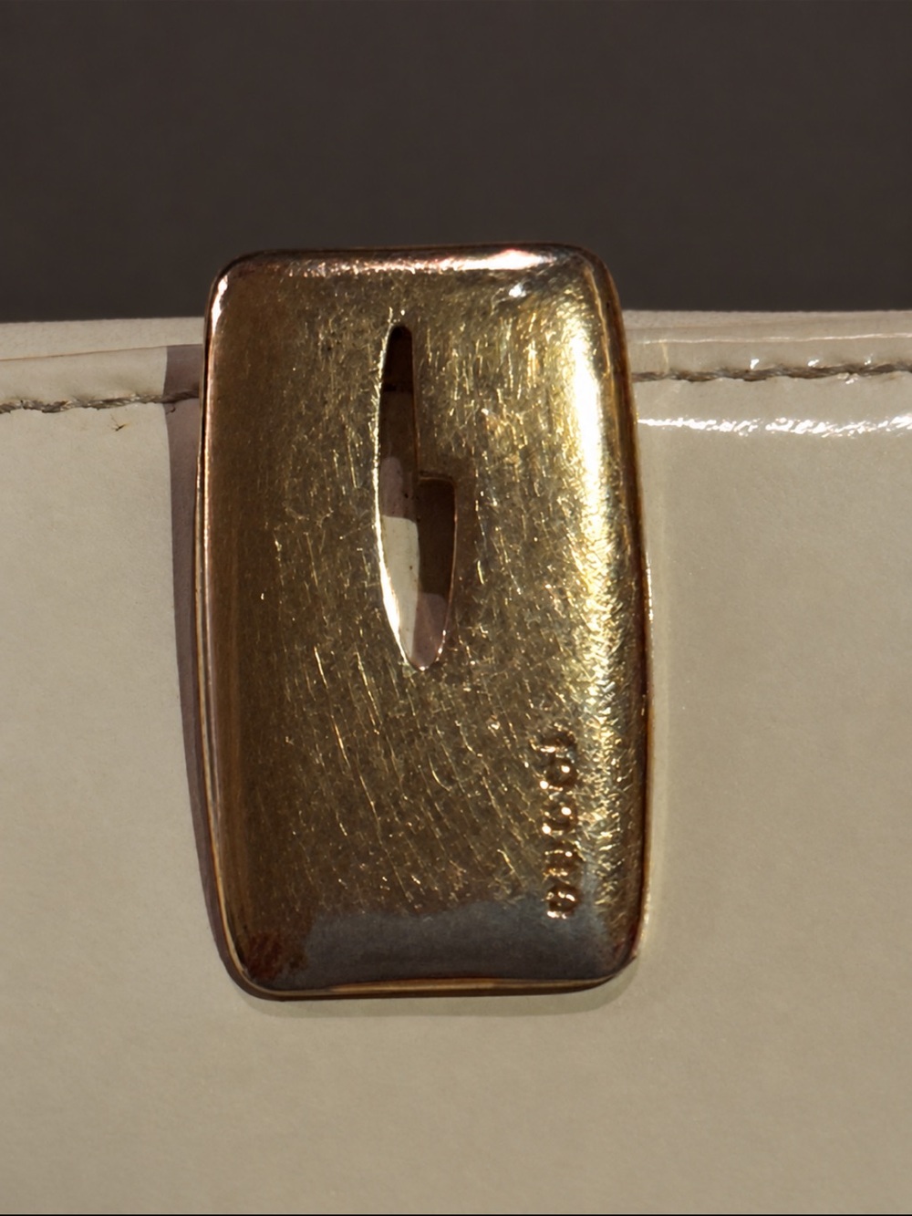 GUCCI Ivory Patent Vintage Leather WALLET - Picture 3 of 10